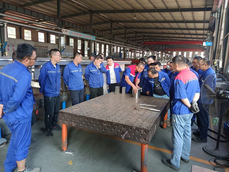 《提升技能，鑄就未來：公司焊工技能培訓火熱進行》