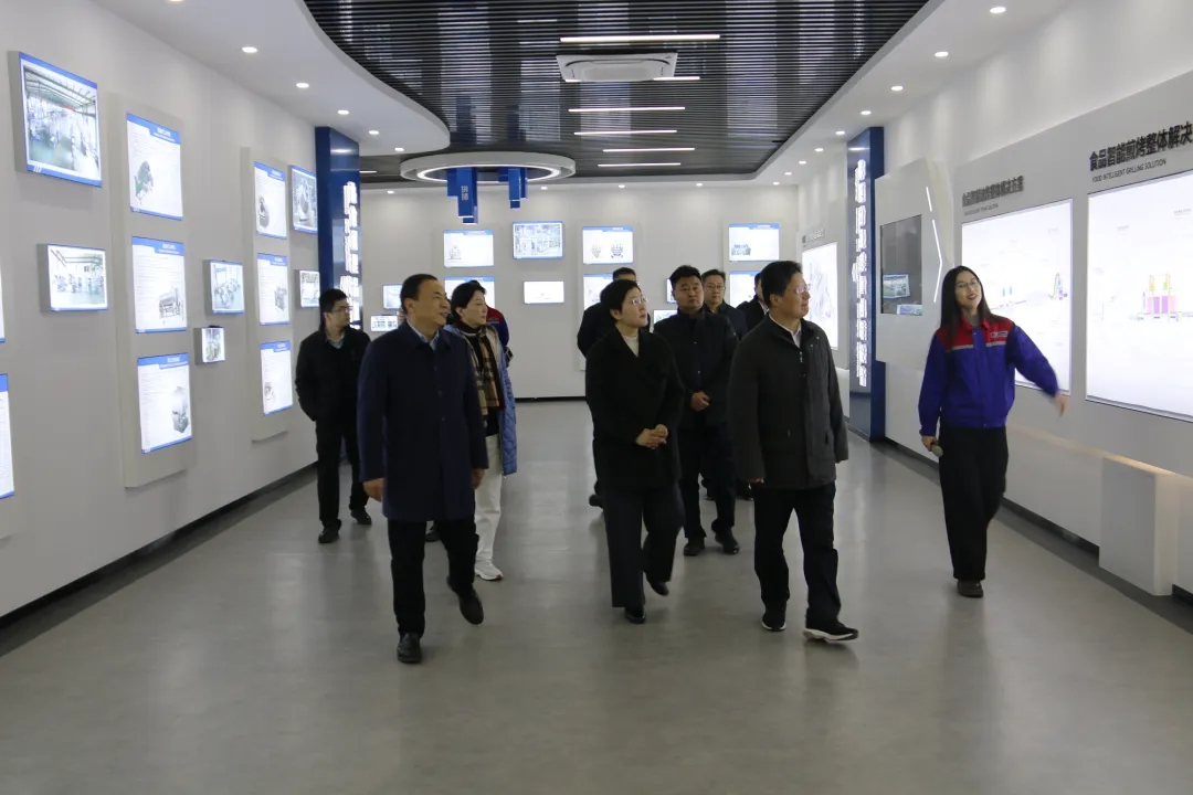 市政協黨組書記、主席孟慶斌一行赴銳智智能開展調研指導工作